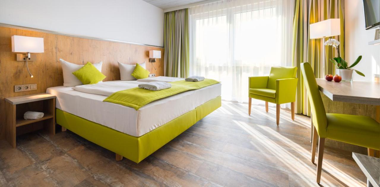 Oho Rooms Herrenberg Digital Access Only Gäufelden المظهر الخارجي الصورة